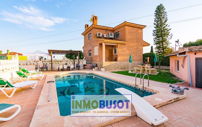 /assets/images/houses/Archivo 3/1283531262.jpg